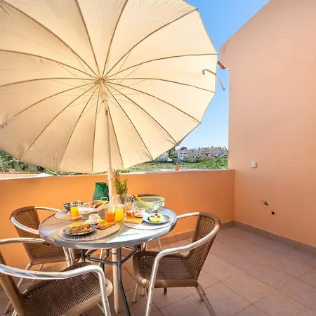 Roseira, Uma Algarvia Guest house *